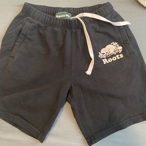 Roots, boys xs, black and white